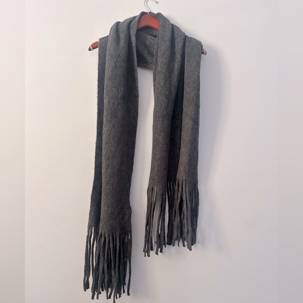 Look by M Scarf